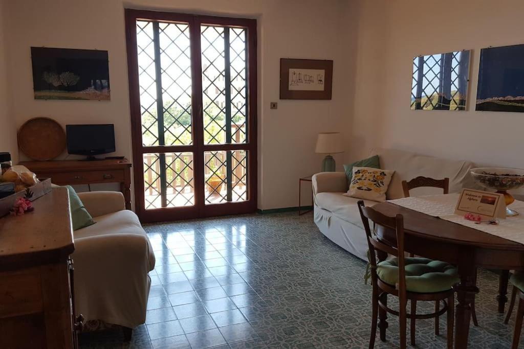 Terrazza Vista Mare 3 Camere 2 Bagni อาลเกโร ภายนอก รูปภาพ